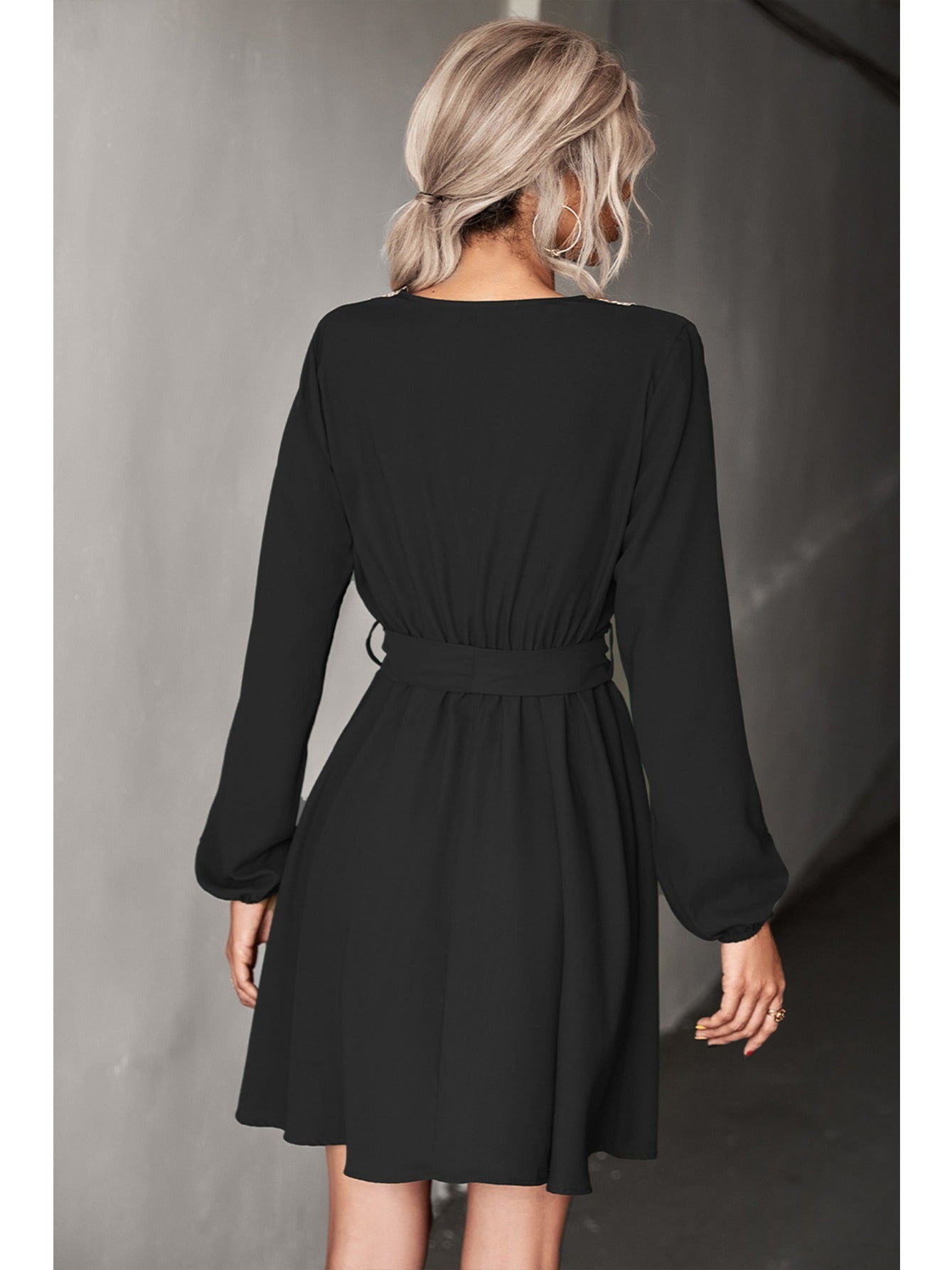 Elegant V-neck Casual Loose Solid Lace Long Sleeve Fashion Waist Belt Dresses