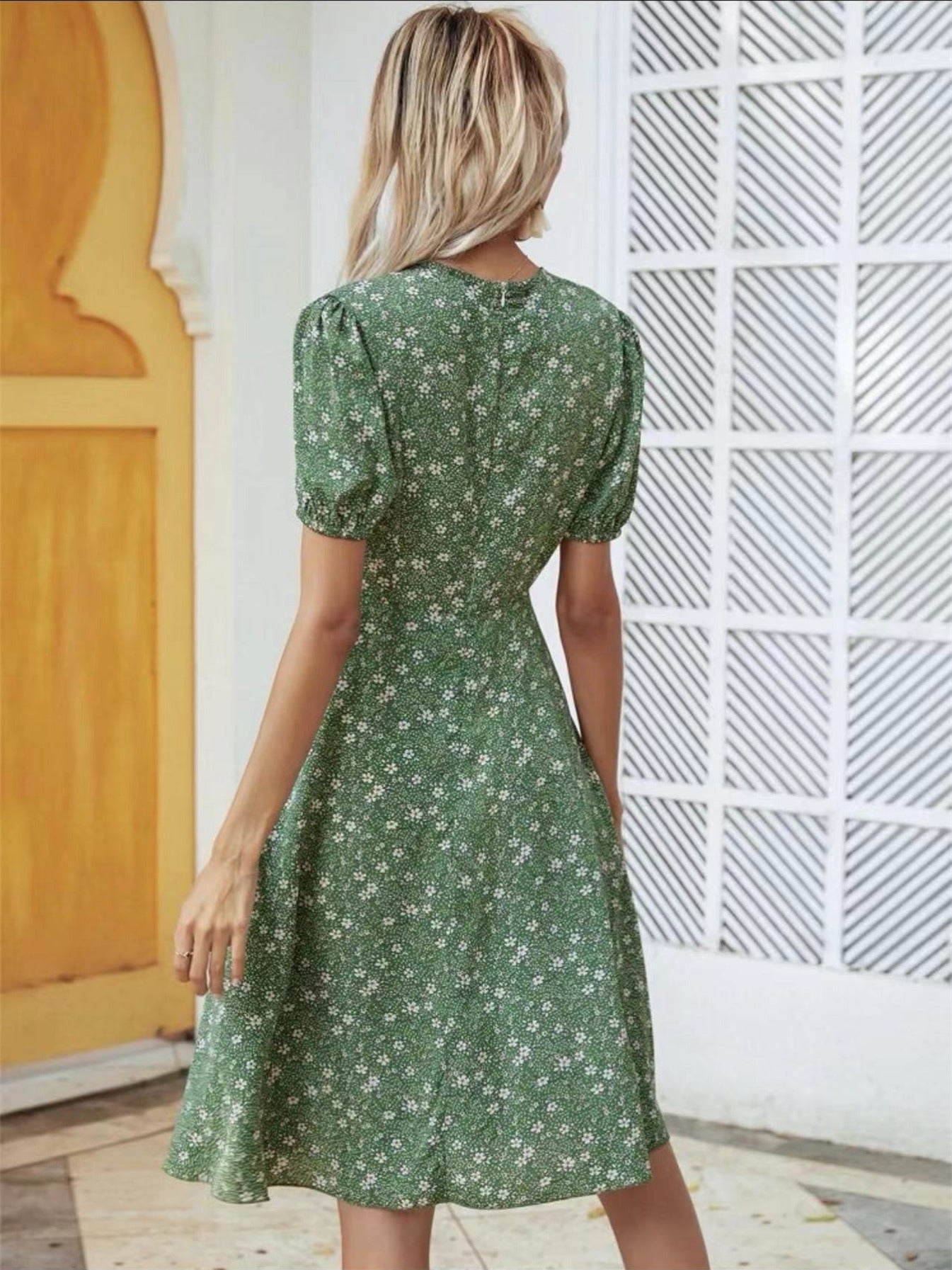 Women's Short Puff Sleeve V Neck Dress Button Front Floral A Line Midi Dresses